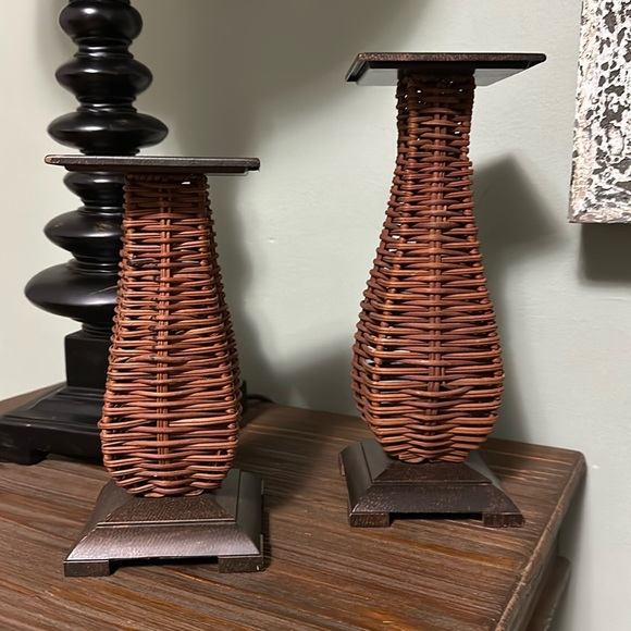 PartyLite Island Escape Pillar Holders - Picture 2 of 12